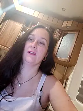 Amandda  online show from October 2025 06:52:01 PM