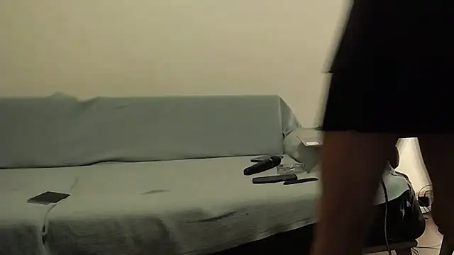 edavika35 online show from November 2025 05:42:01 AM