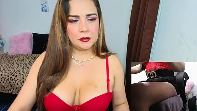 Paulina-Becerraa online show from July 2026 05:03:02 AM
