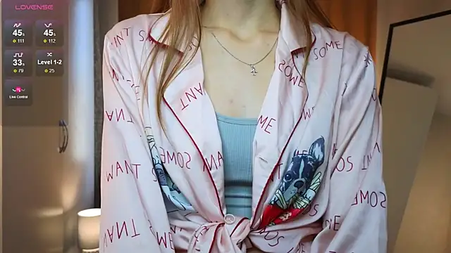 LouisaChaobal online show from September 2025 02:11:01 AM