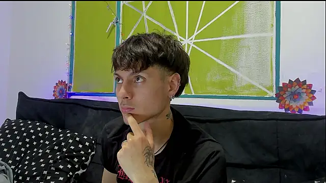 Snapshot of Dioniso_guy8 chatting on February 2026 08:27:01 PM Dioniso guy8 online show from February 2026 08:27:01 PM