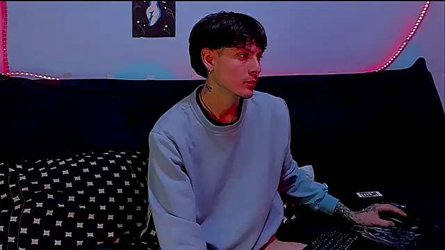 Dioniso guy8 online show from April 2026 07:43:01 PM