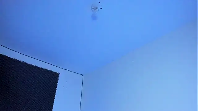 Ellope  online show from October 2025 03:38:01 AM