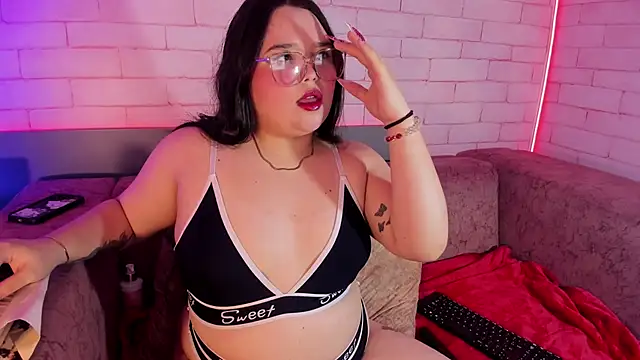 Lushi Love online show from October 2025 07:38:02 PM