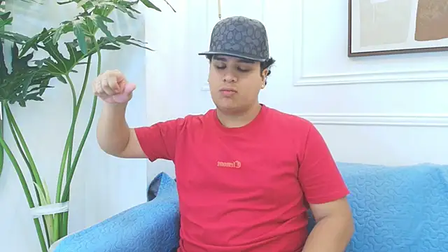 Naim Bennetsex online show from December 2025 06:26:01 PM