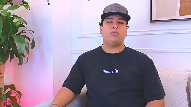 Naim Bennetsex online show from February 2026 06:25:01 PM