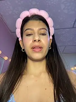 Lenapink19 online show from November 2025 11:03:01 PM