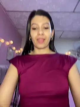 Lenapink19 online show from November 2025 06:51:02 PM