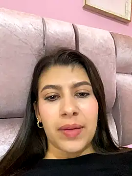 Lenapink19 online show from November 2025 08:30:01 PM