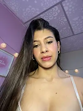 Lenapink19 online show from March 2026 09:40:02 PM