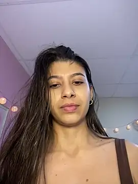 Lenapink19 online show from April 2026 09:28:02 PM