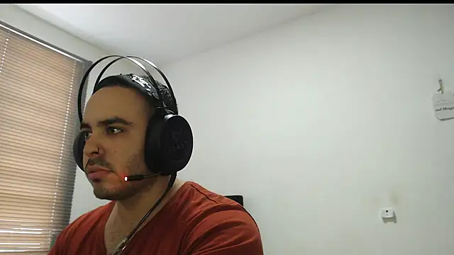 Ana ThiagoxX online show from February 2026 06:56:01 PM