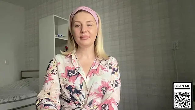 Blondie xoxoxo online show from November 2025 08:37:01 AM