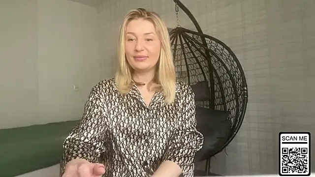 Blondie xoxoxo online show from April 2026 01:05:02 PM