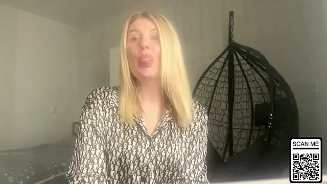 Blondie xoxoxo online show from April 2026 01:48:02 PM