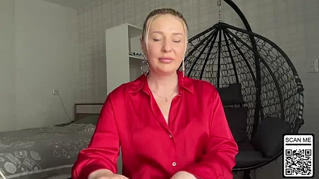 Blondie xoxoxo online show from May 2026 01:06:01 PM