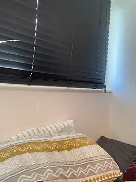 Snapshot of Charsworld chatting on April 2026 09:39:01 AM Charsworld online show from April 2026 09:39:01 AM