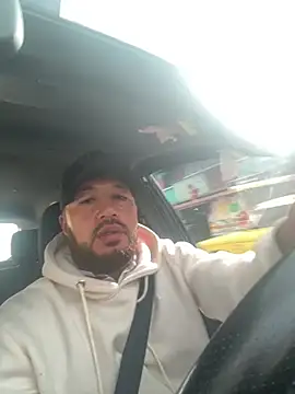 sebastiann0  online show from December 2025 01:07:01 PM