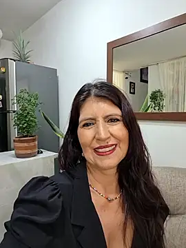 Snapshot of swity_foster chatting on April 2026 02:48:02 PM swity foster online show from April 2026 02:48:02 PM