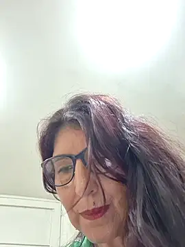 Snapshot of swity_foster chatting on April 2026 02:10:02 PM swity foster online show from April 2026 02:10:02 PM