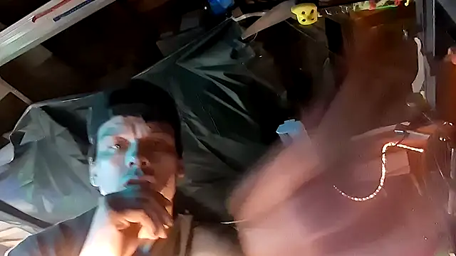 twistafatpipe online show from September 2025 11:37:01 AM