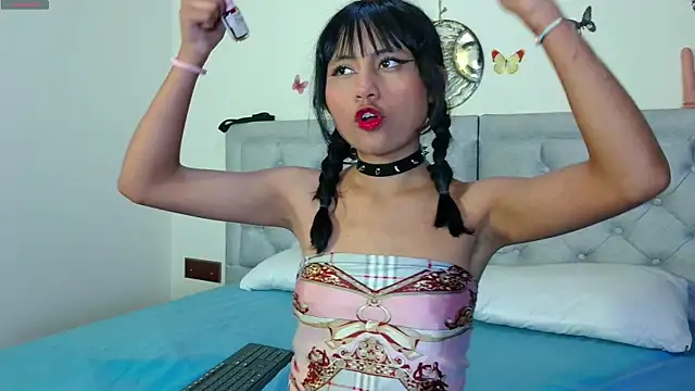 NubesNubladas online show from December 2025 04:08:01 AM