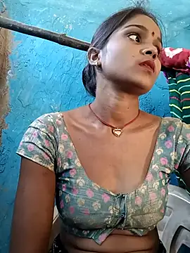 Snapshot of Harini_Gautam chatting on April 2026 04:30:01 AM Harini Gautam online show from April 2026 04:30:01 AM