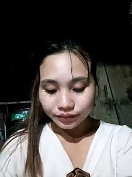 Snapshot of EllyBaby20 chatting on September 2025 01:23:01 PM EllyBaby20 online show from September 2025 01:23:01 PM