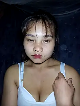 Snapshot of EllyBaby20 chatting on September 2025 03:39:02 PM EllyBaby20 online show from September 2025 03:39:02 PM