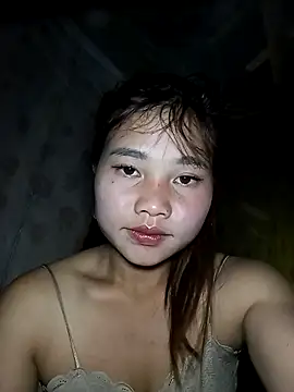 Snapshot of EllyBaby20 chatting on September 2025 04:28:01 AM EllyBaby20 online show from September 2025 04:28:01 AM