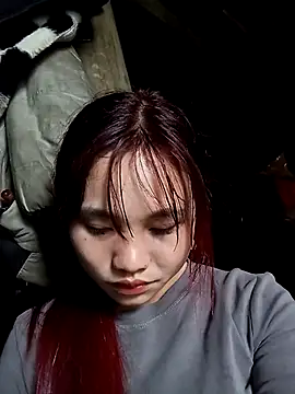 Snapshot of EllyBaby20 chatting on October 2025 02:20:01 AM EllyBaby20 online show from October 2025 02:20:01 AM