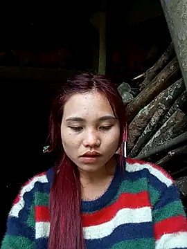 Snapshot of EllyBaby20 chatting on October 2025 04:43:02 AM EllyBaby20 online show from October 2025 04:43:02 AM