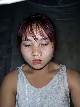 Snapshot of EllyBaby20 chatting on October 2025 01:22:01 PM EllyBaby20 online show from October 2025 01:22:01 PM