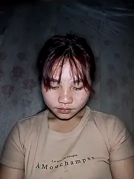 Snapshot of EllyBaby20 chatting on October 2025 09:48:02 PM EllyBaby20 online show from October 2025 09:48:02 PM