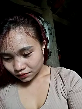 Snapshot of EllyBaby20 chatting on November 2025 01:52:01 AM EllyBaby20 online show from November 2025 01:52:01 AM