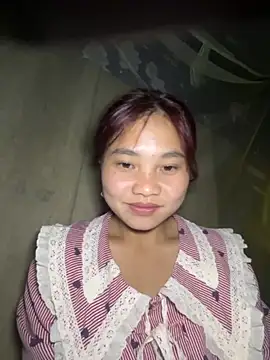 Snapshot of EllyBaby20 chatting on November 2025 03:57:01 PM EllyBaby20 online show from November 2025 03:57:01 PM