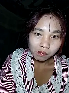 Snapshot of EllyBaby20 chatting on November 2025 04:00:01 AM EllyBaby20 online show from November 2025 04:00:01 AM