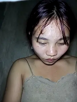 Snapshot of EllyBaby20 chatting on November 2025 02:05:02 PM EllyBaby20 online show from November 2025 02:05:02 PM