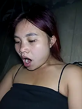 Snapshot of EllyBaby20 chatting on November 2025 03:05:02 PM EllyBaby20 online show from November 2025 03:05:02 PM