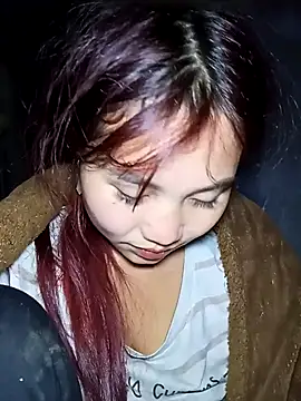 Snapshot of EllyBaby20 chatting on November 2025 01:22:02 PM EllyBaby20 online show from November 2025 01:22:02 PM