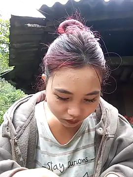 Snapshot of EllyBaby20 chatting on November 2025 01:59:02 AM EllyBaby20 online show from November 2025 01:59:02 AM