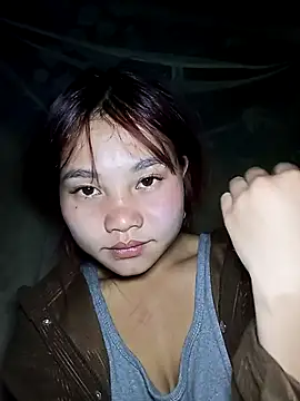 Snapshot of EllyBaby20 chatting on November 2025 06:19:01 PM EllyBaby20 online show from November 2025 06:19:01 PM