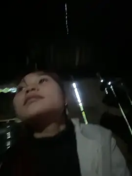 Snapshot of EllyBaby20 chatting on November 2025 10:05:01 AM EllyBaby20 online show from November 2025 10:05:01 AM