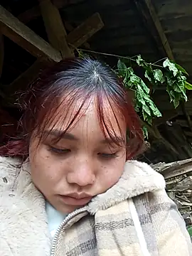 Snapshot of EllyBaby20 chatting on December 2025 08:23:01 AM EllyBaby20 online show from December 2025 08:23:01 AM