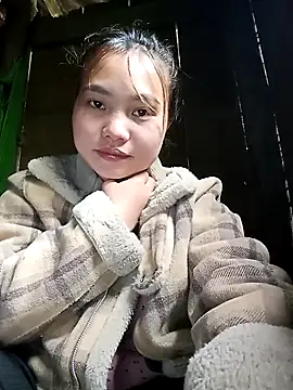 Snapshot of EllyBaby20 chatting on May 2026 02:06:02 AM EllyBaby20 online show from May 2026 02:06:02 AM