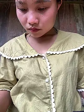Snapshot of EllyBaby20 chatting on May 2026 02:31:01 AM EllyBaby20 online show from May 2026 02:31:01 AM