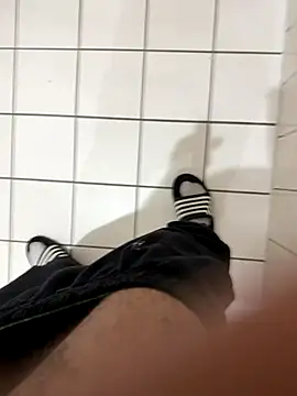 Dicksxd online show from December 2025 11:07:01 AM