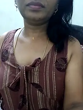 Snapshot of Rithya27 chatting on April 2026 06:02:01 PM Rithya27 online show from April 2026 06:02:01 PM