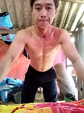 Snapshot of Boytasexy chatting on November 2025 04:14:02 AM Boytasexy online show from November 2025 04:14:02 AM