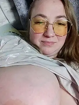 Snapshot of Kiss_Eva chatting on February 2025 10:15:02 PM Kiss Eva online show from February 2025 10:15:02 PM